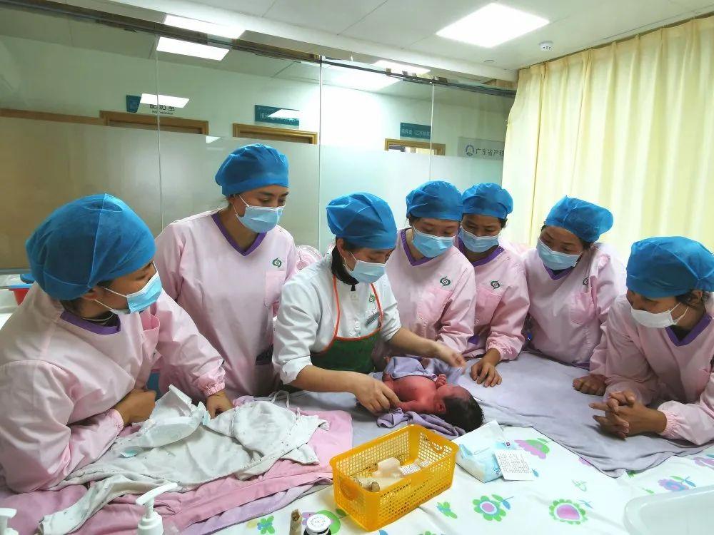 峨边妇婴监护型护送